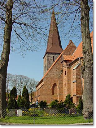 Bild: Petersdorf - Kirche