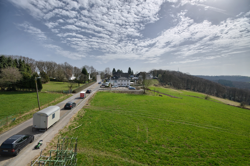 Foto: Pfaffenberger Weg mit der Gaststtte 'pfaffenberg'