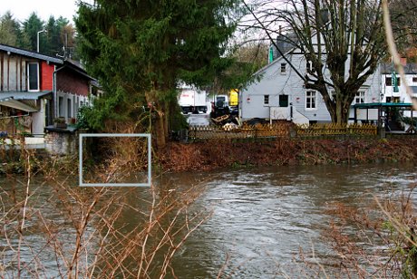 Foto: Mndung des Fleumhler Baches in die Wupper