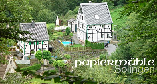 An der Wupper gelegene Solinger Hofschaft Papiermhle