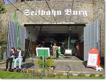 Bergstation Seilbahn
Schloss Burg