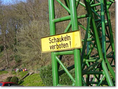 Hinweisschild - Seilbahn
 Schloss Burg