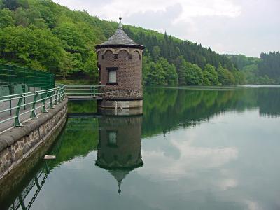 rechter Entnahmeturm