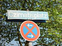 Foto: Schild Czimatisplatz