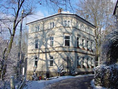 Villa Weinsbergtal - Dezember 2001