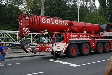 Foto: Autokran der Firma Colonia