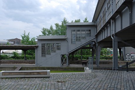 Foto: restaurierte Bahnsteigbrcke