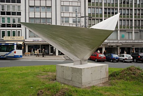 Foto: Skulptur am Dreieck/Graf-Wilhelm-Platz