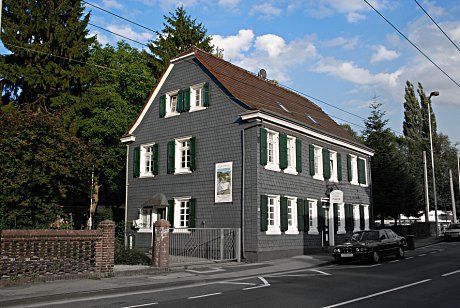 Foto: verschiefertes Haus