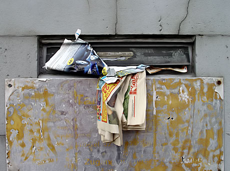 Foto: verstopfter Briefkasten