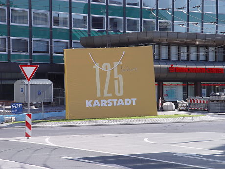 Foto: 125 Jahre Karstadt