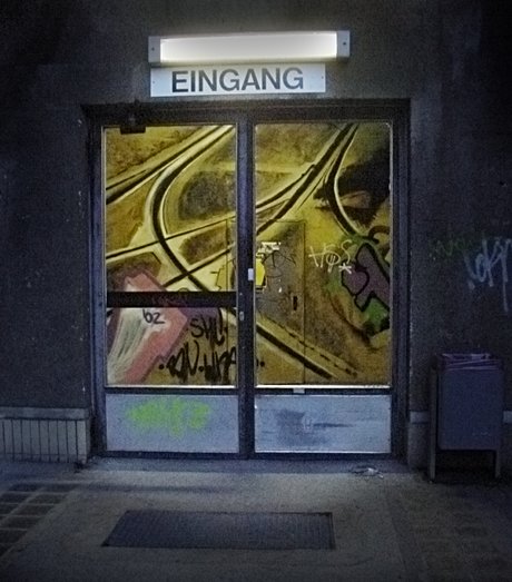 Foto: Eingang zum ...