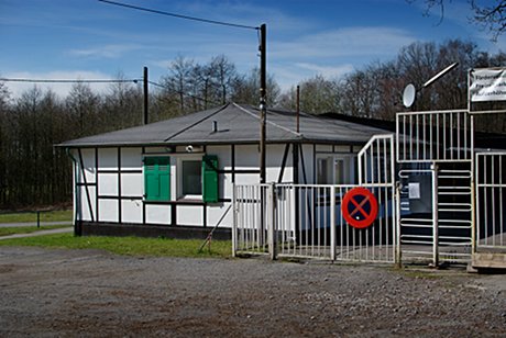 Foto: Gebude Eingang Freibad Aufderhhe