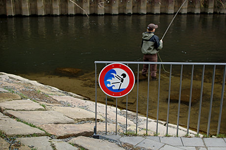 Foto: Fliegenfischerin der Wupper